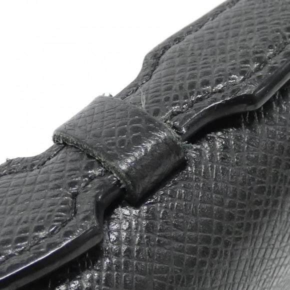 Louis Vuitton Taiga Zippy XL M44275 Wallet - Picture 6 of 9